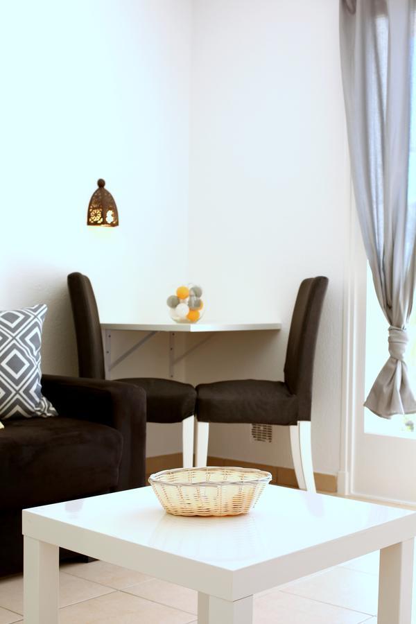 La Tournerie Hotel ม็องตง ภายนอก รูปภาพ
